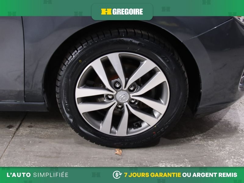 2019 Hyundai Elantra Grey Blainville - photo #27