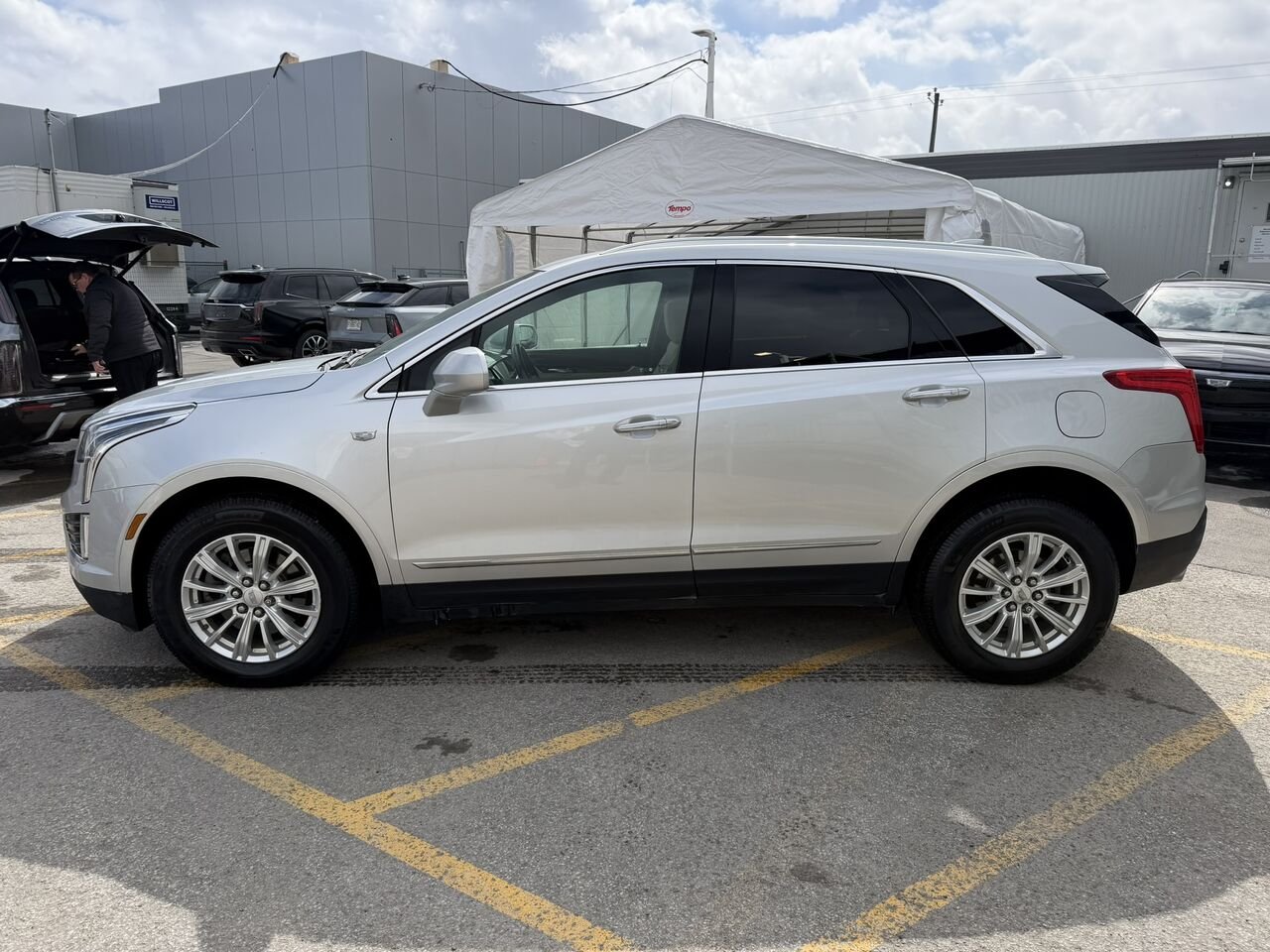 Cadillac XT5 V6 3.6 IMPECCABLE STOCK XP5727A 2019 Argent Laval - photo #1