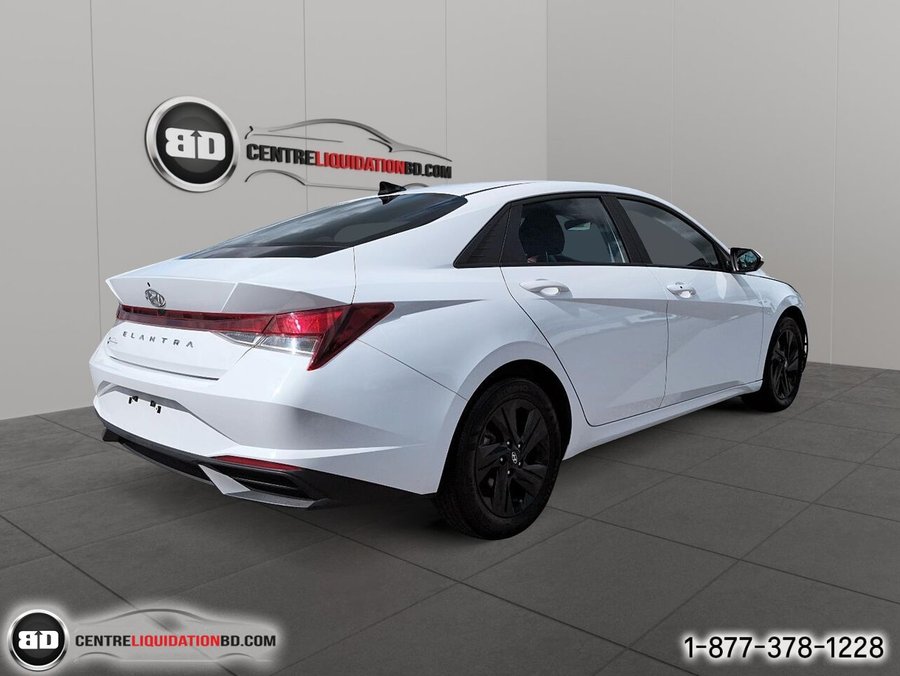 2023 Hyundai Elantra Preferred White