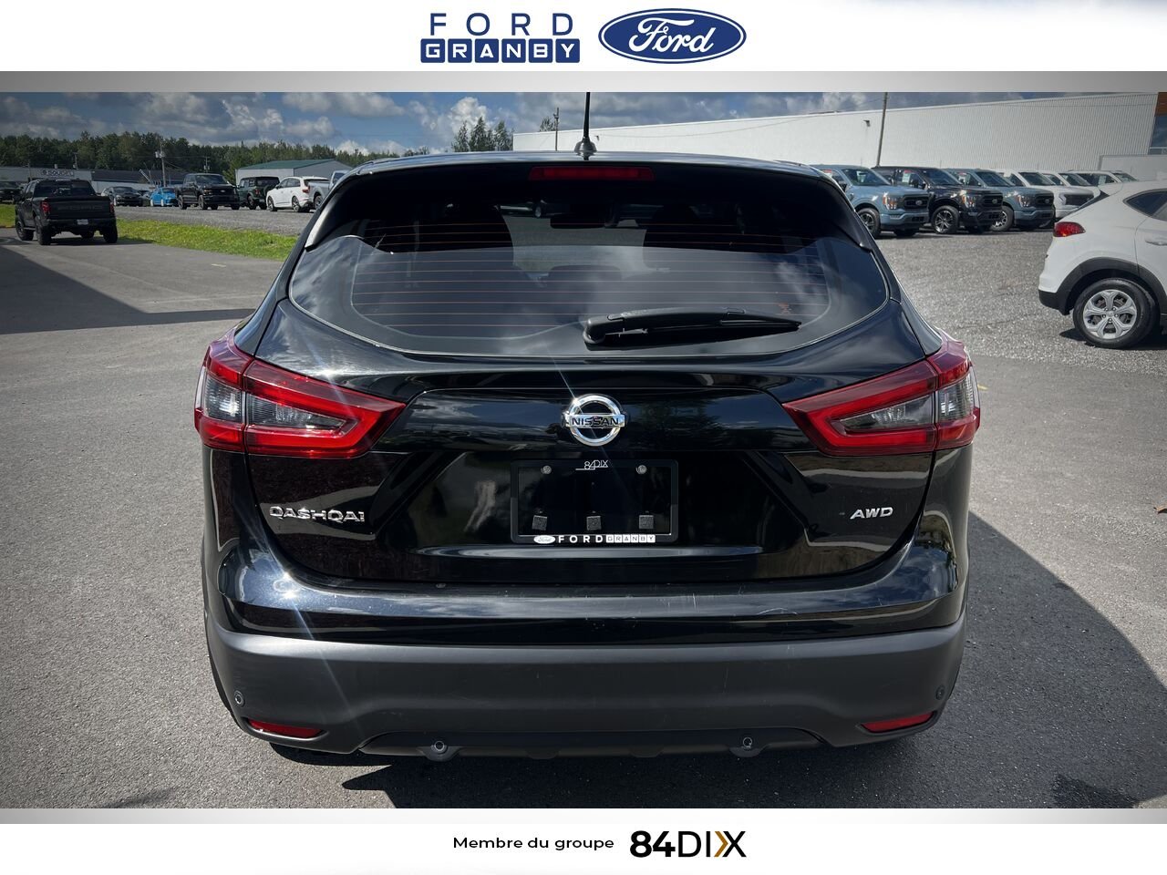 2020 Nissan Qashqai Black Granby - photo #4