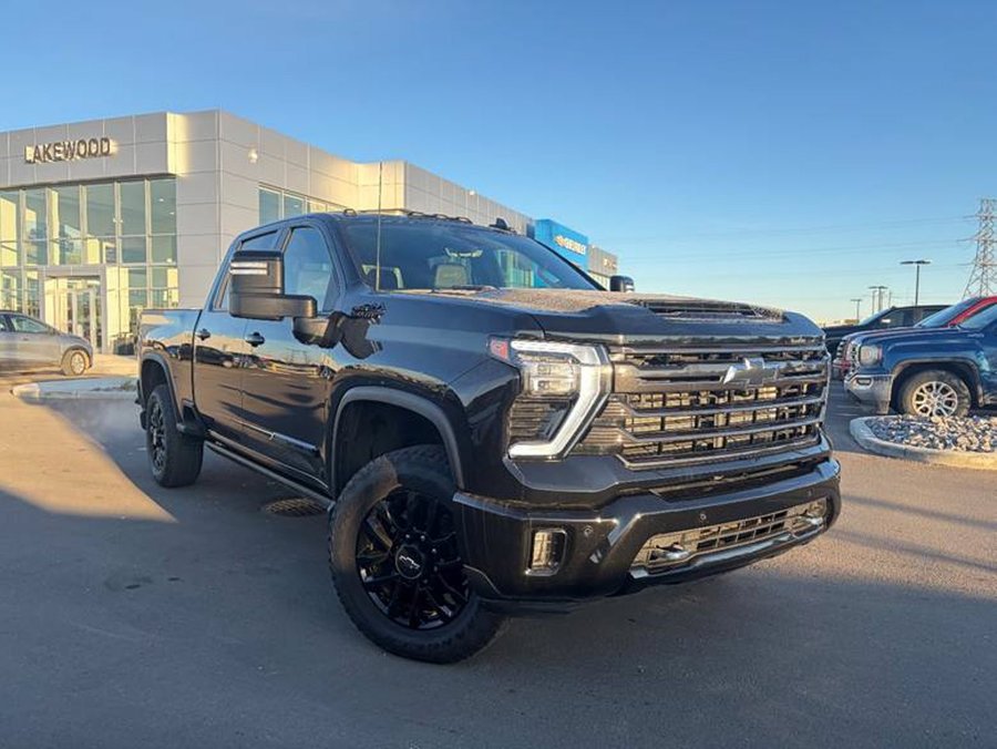 2025 Chevrolet Silverado 3500HD High Country Midnight Edition 6.6L Duramax Z71 | Power Assist Steps Black