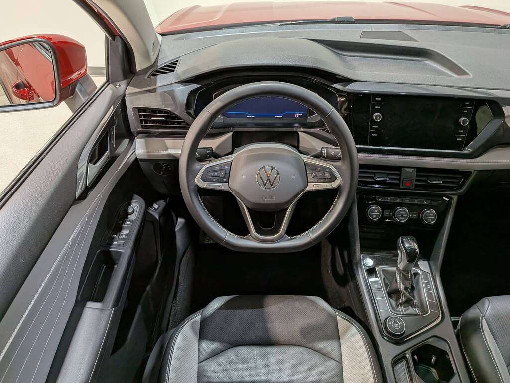 Volkswagen Taos Highline 4MOTION 2024 Rouge Val-David - photo #7