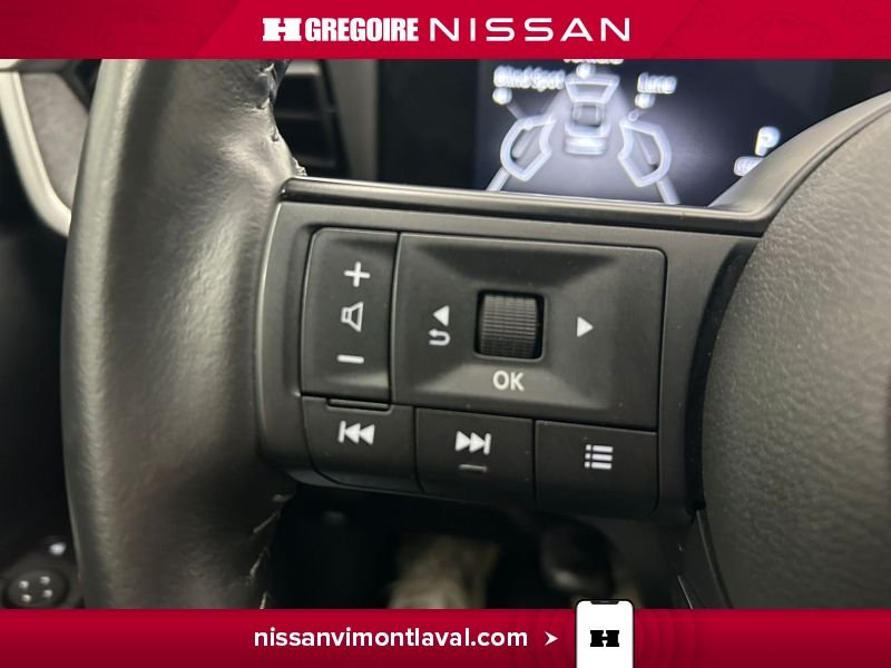 2025 Nissan Kicks White Laval - photo #22