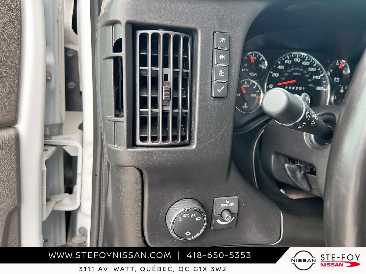 2023 GMC Fourgonnette commerciale Savana White Ste-Foy - photo #15