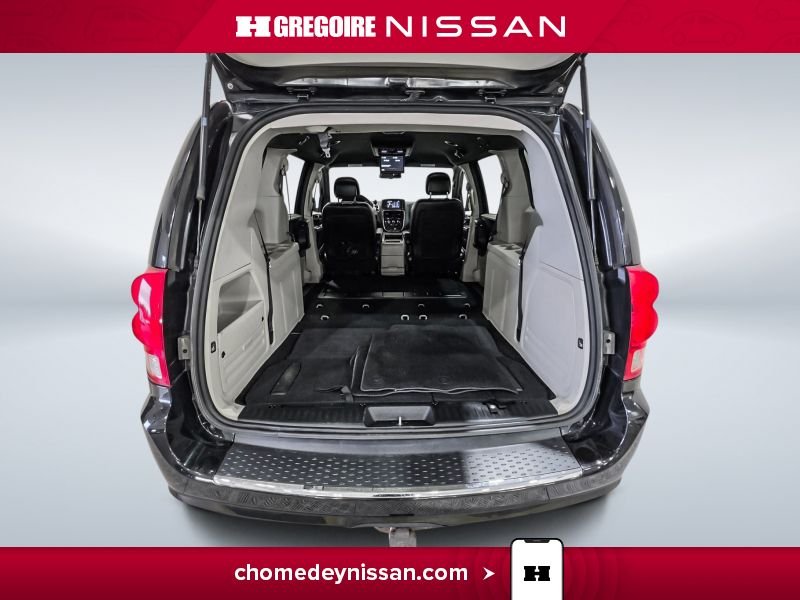 2017 Dodge GR Caravan Black Laval - photo #32