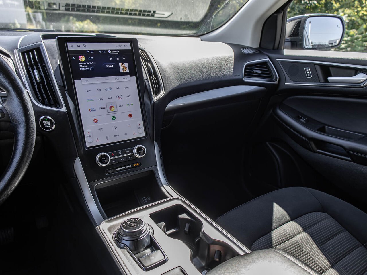 2024 Ford Edge Black Sainte-Julienne - photo #23