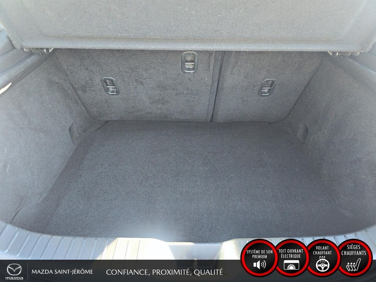 Mazda Mazda3 Sport GT | 30 000 KM | CUIR | TOIT OUVRANT | NAVIGATION 2022 Noir Saint-Jérôme - photo #24