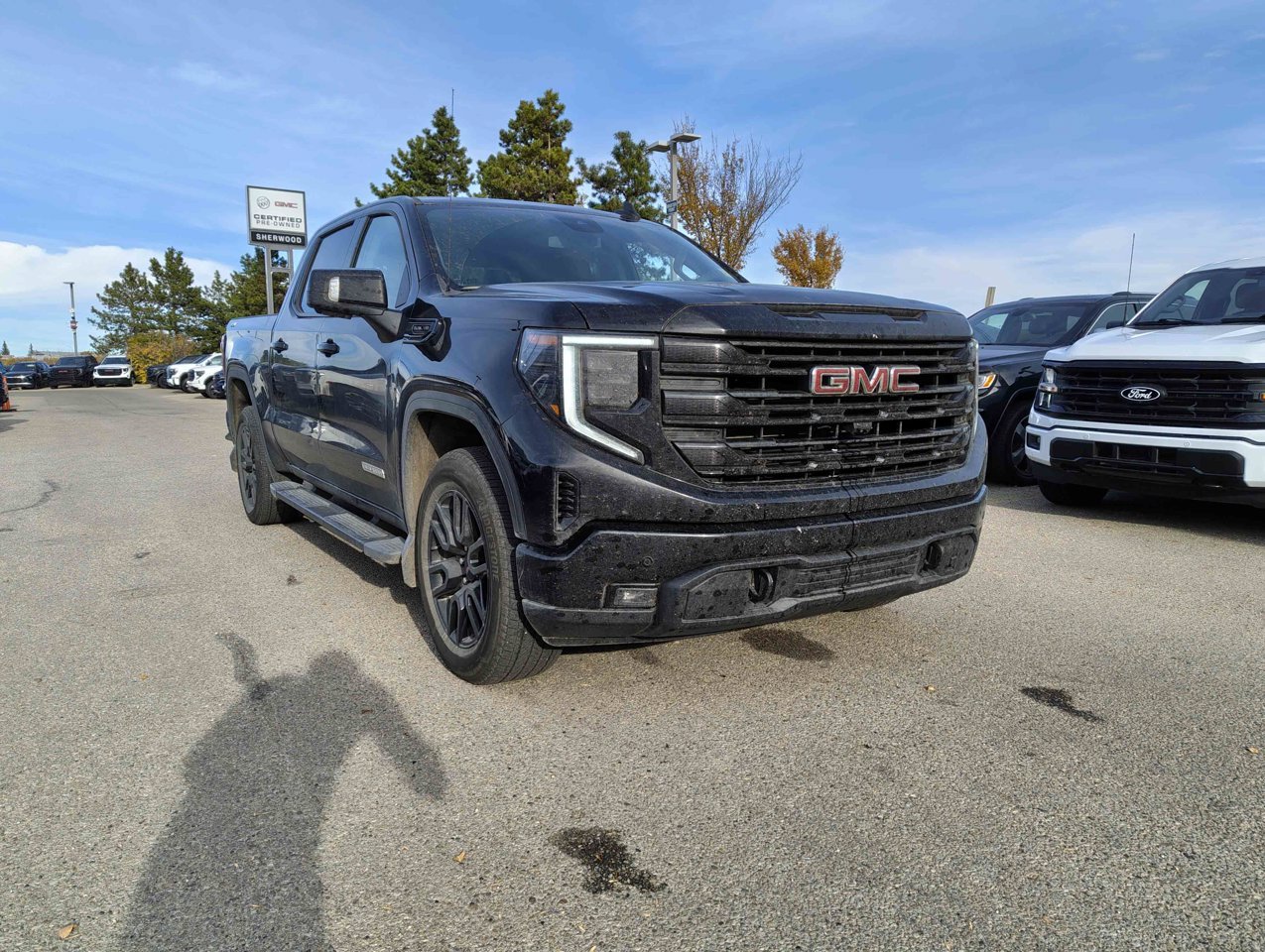 2024 GMC Sierra 1500 4WD Crew Cab 147 Elevation Black Sherwood Park - photo #2