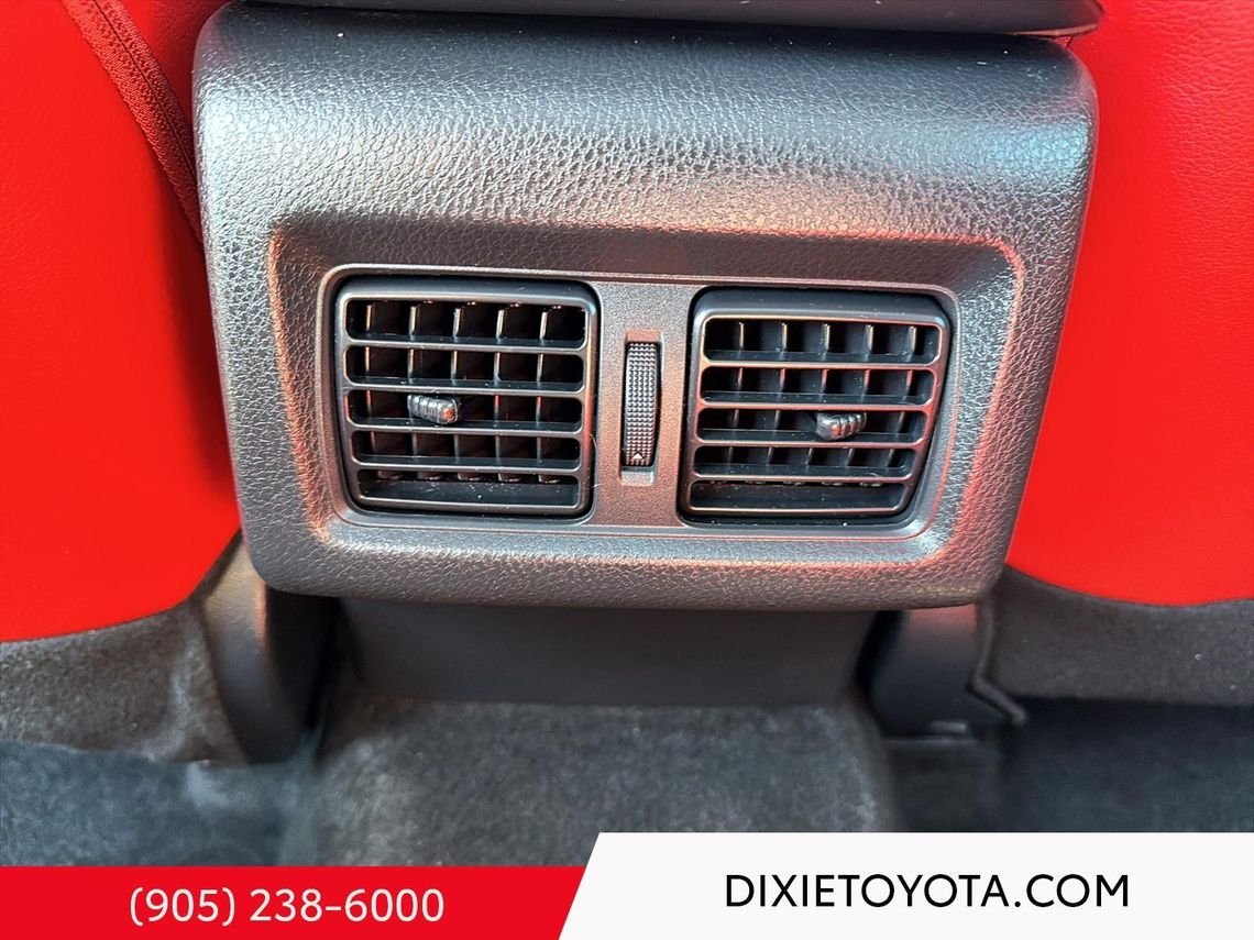 2023 Toyota Camry Power Sunroof, Leather Interior, Heated Seats, Alloy Wheels, Heated Steering Wheel, Bluetooth Celestial Silver Metallic With Black Roof Mississauga - photo #29