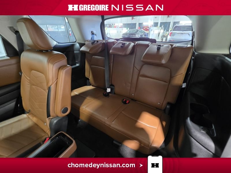 Nissan Pathfinder 2024 Blanc Laval - photo #30