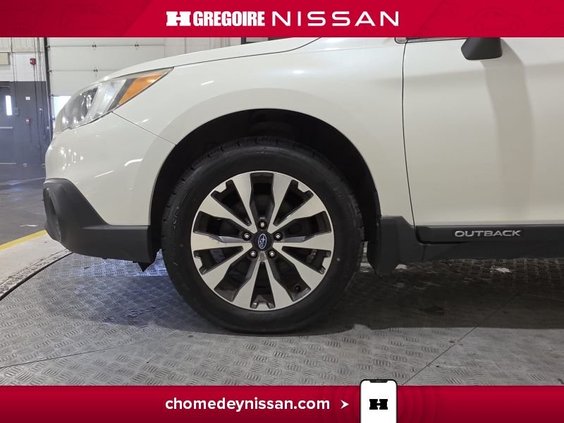 2016 Subaru Outback White Blainville - photo #11