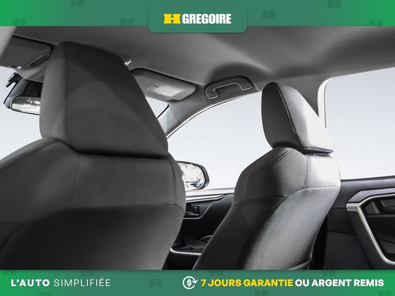 2019 Toyota Rav 4 White Saint-Eustache - photo #22