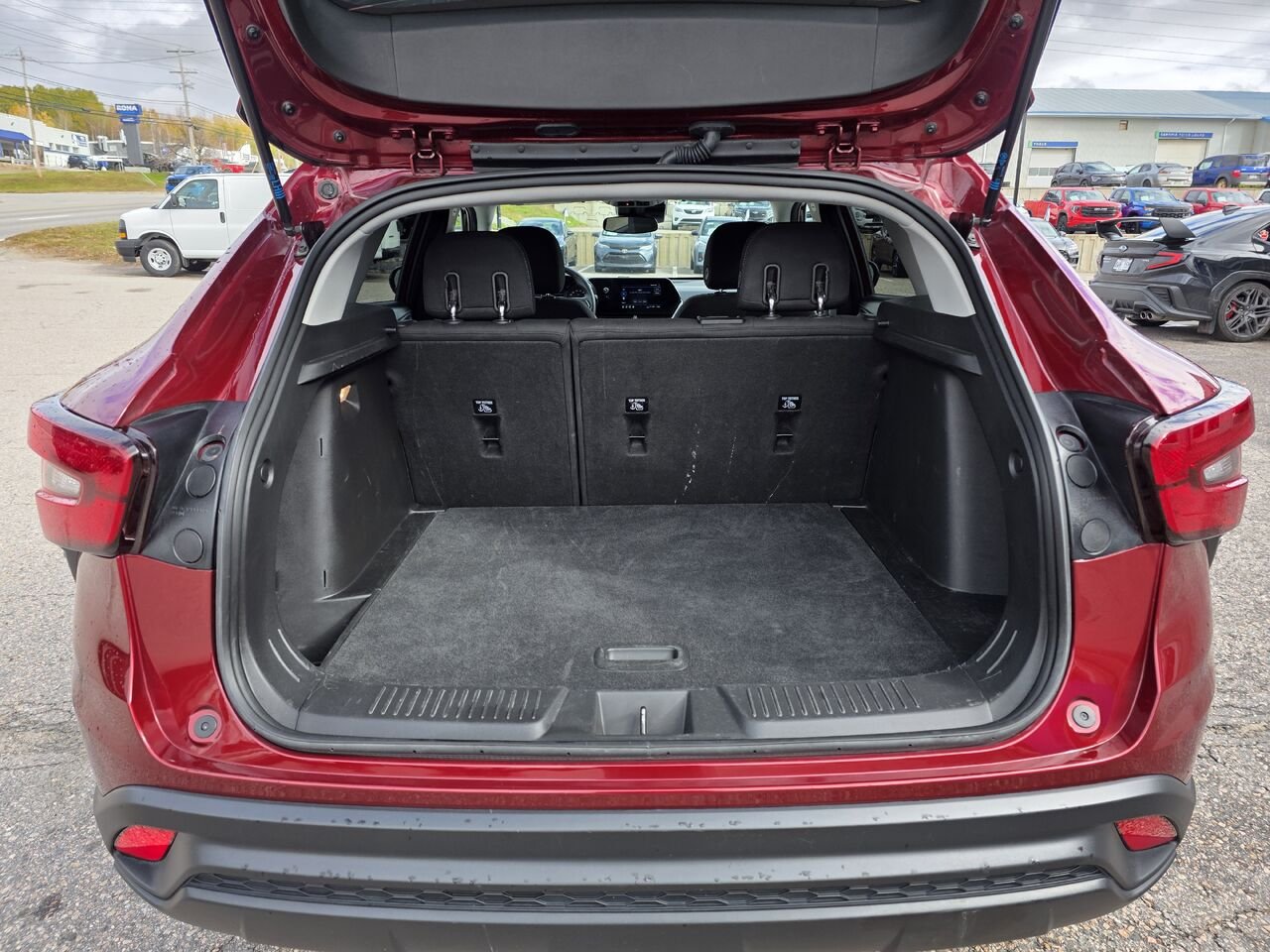 Chevrolet Trax LS 2025 Rouge Mont-Laurier - photo #8