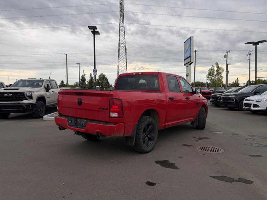 2022 Ram 1500 Classic 2022 Red