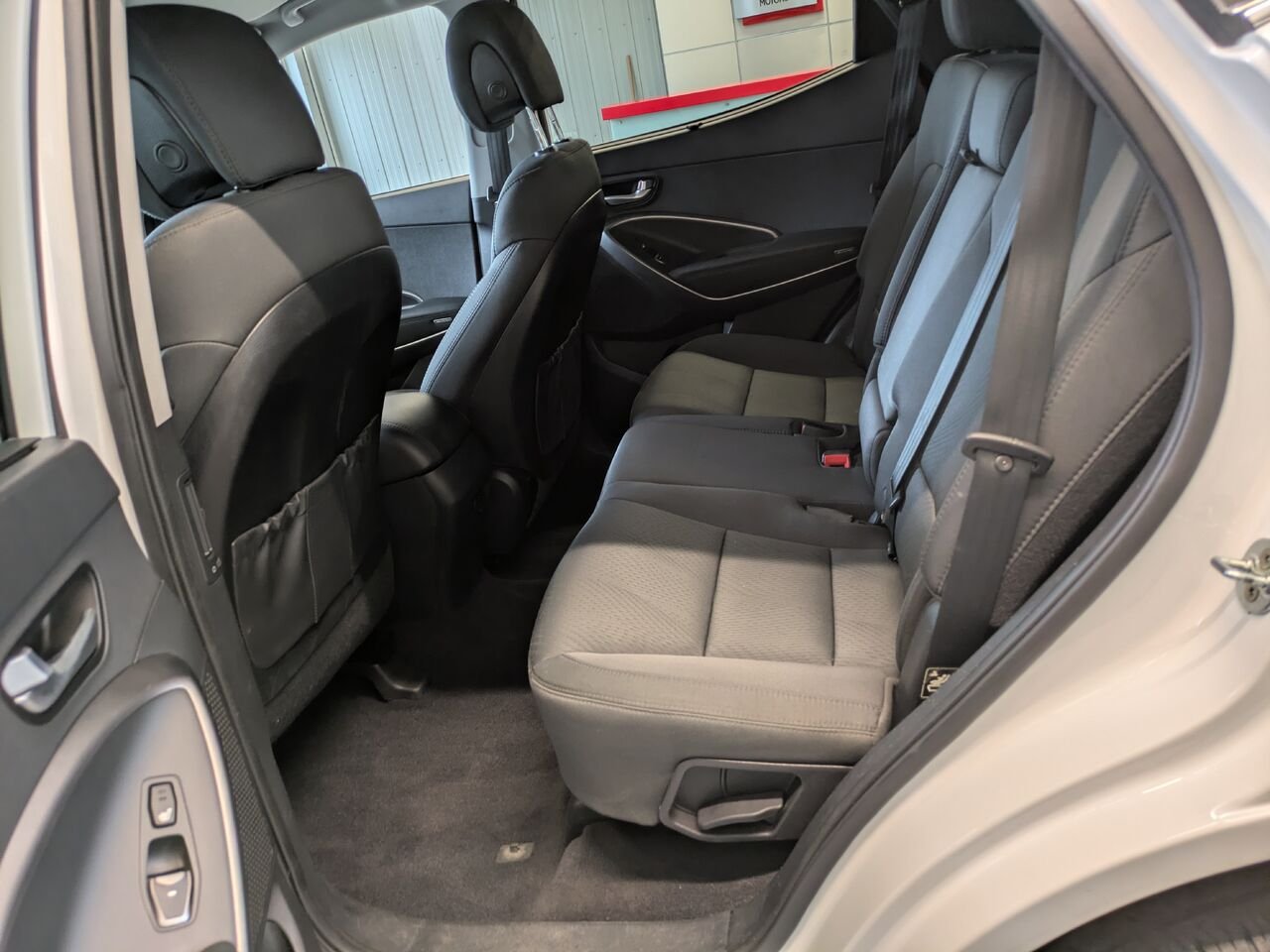 2017 Hyundai Santa Fe Sport White Gatineau - photo #14