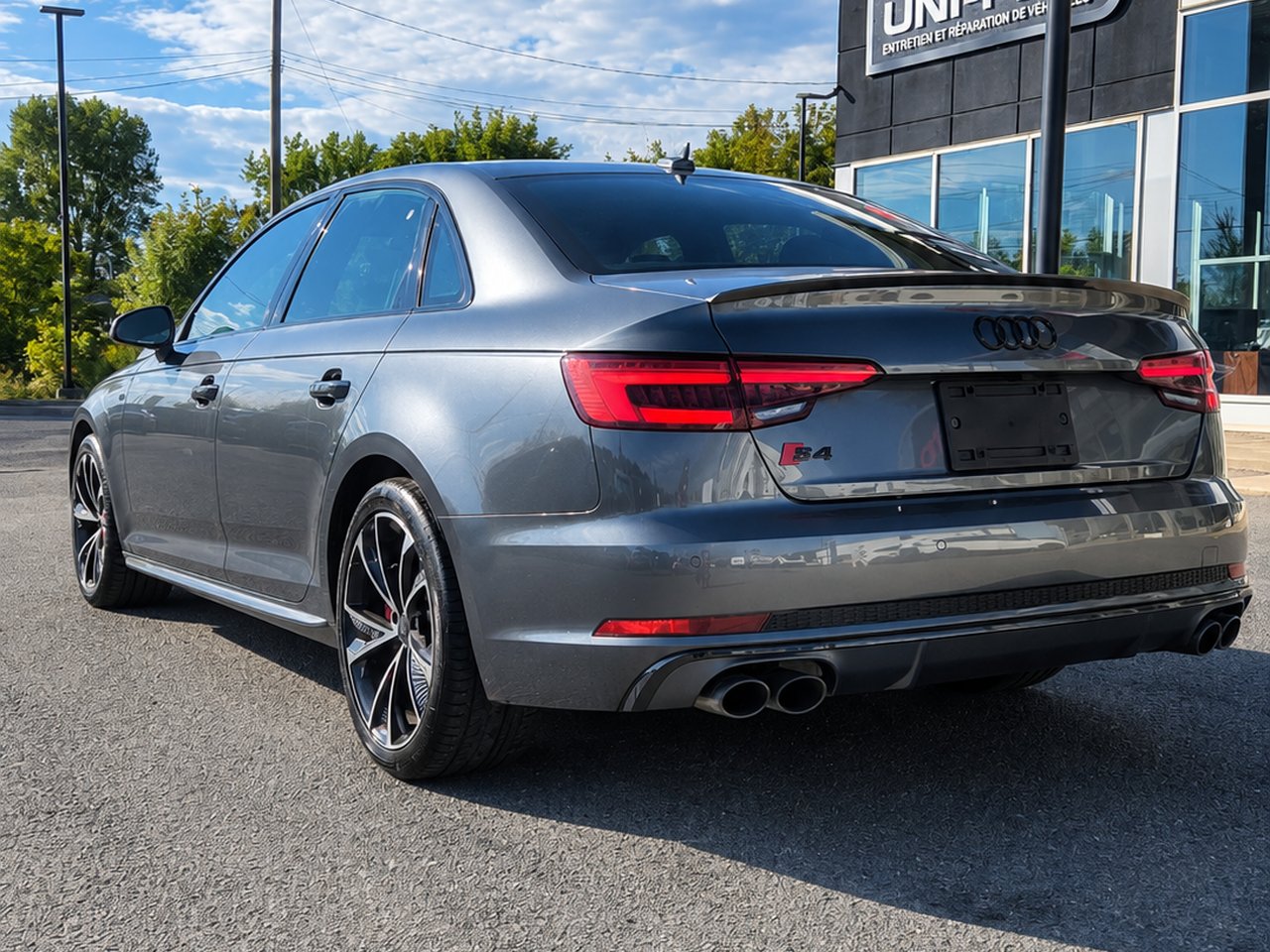2018 Audi S4 Progressiv Quattro Grey Granby - photo #4