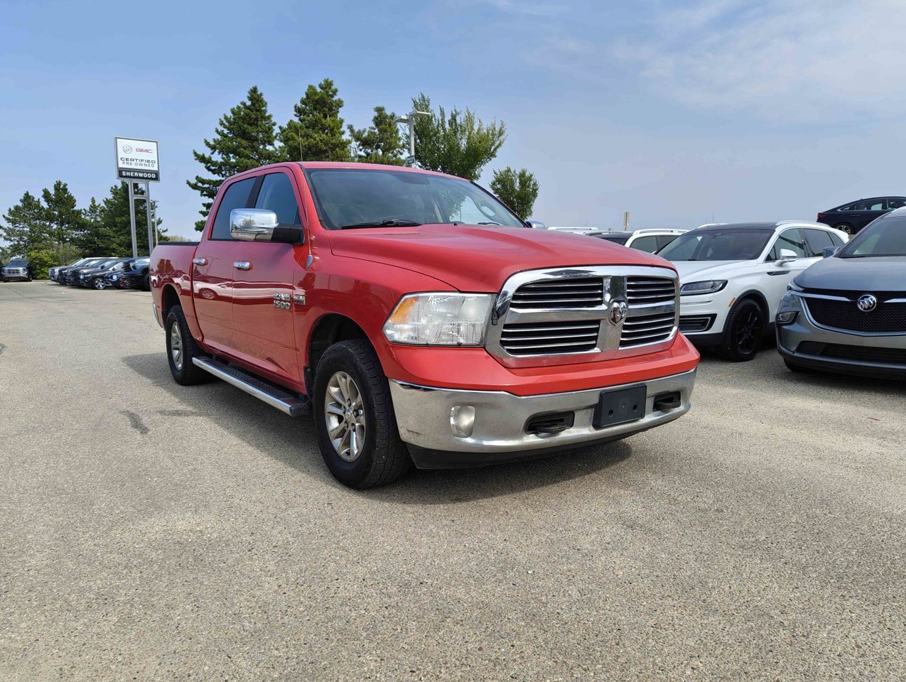 2013 Ram 1500 4WD Crew Cab 140.5 SLT Red Sherwood Park - photo #2