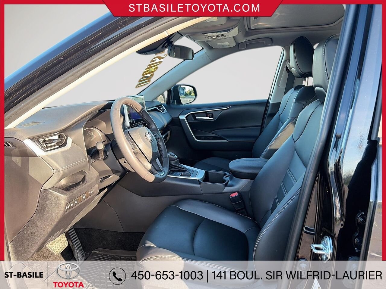2025 TOYOTA RAV4 Midnight Black Metallic Saint-Basile-le-Grand - photo #11