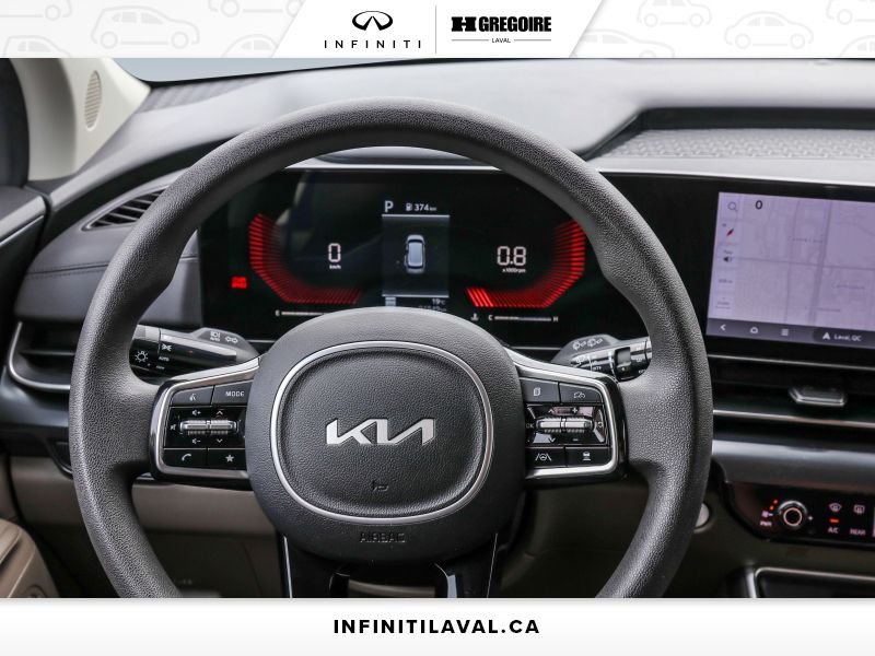2025 Kia Carnival Laval - photo #17