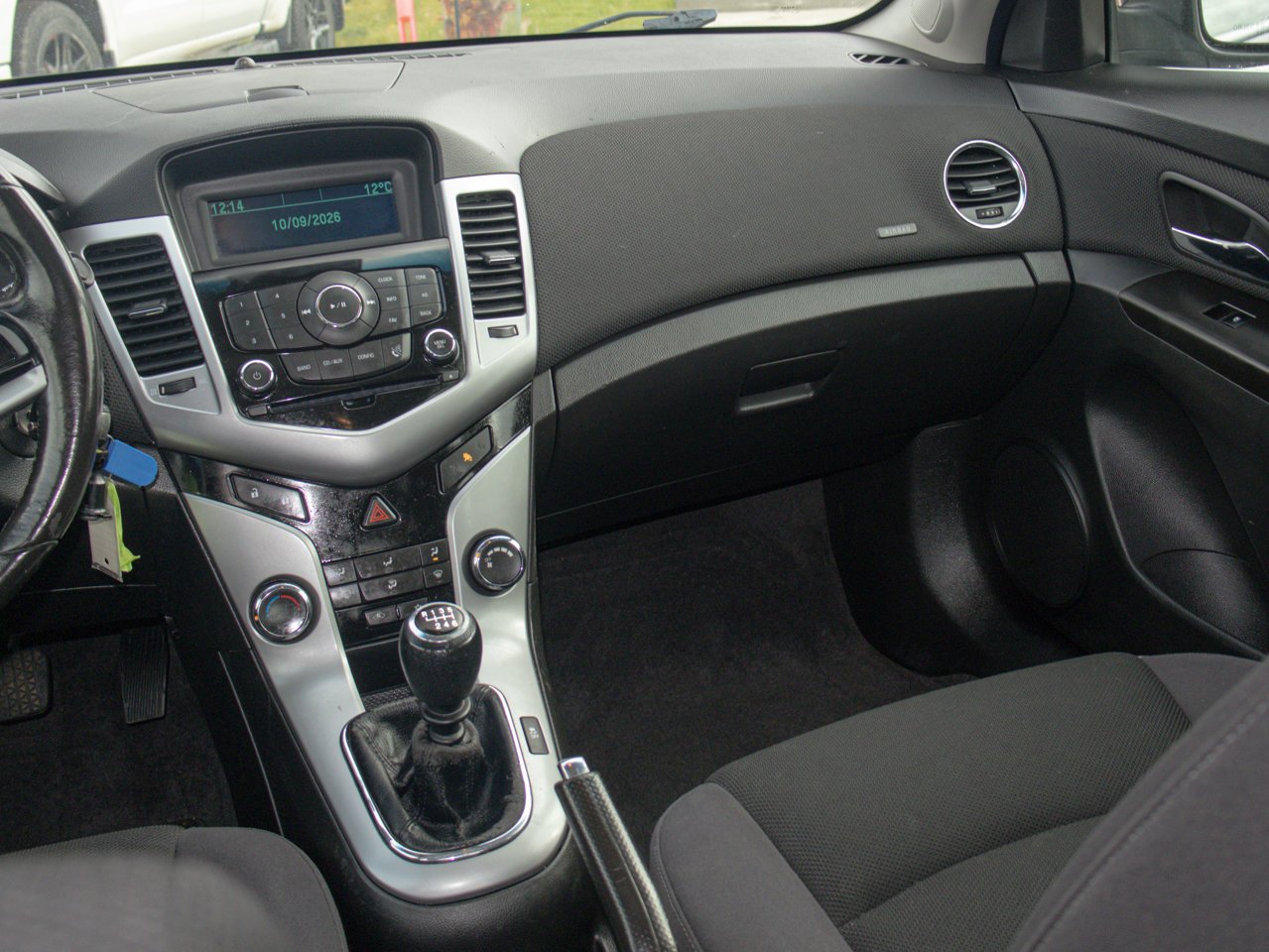 2012 Chevrolet Cruze 4dr Sdn LT Turbo w/1SA Blue Sherwood Park - photo #29