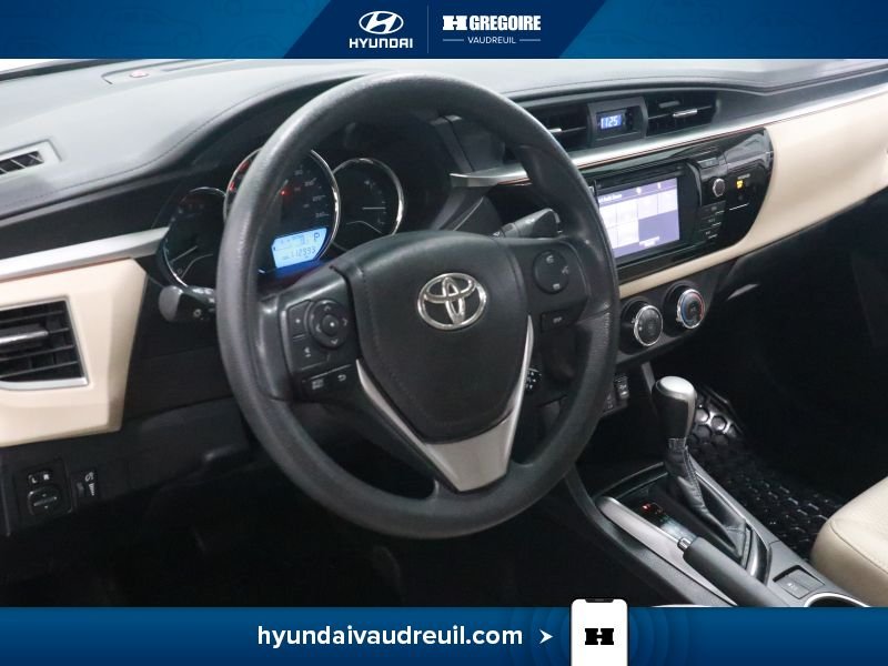 Toyota Corolla 2015 Beige Laval - photo #15