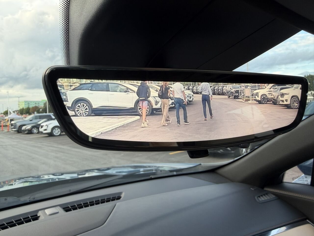 2024 Cadillac XT4 PREMIUM LUXURY AWD FINANCEMENT À PARTIR 3.99% Blue Laval - photo #27