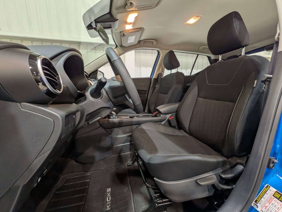2024 Nissan Kicks SV FWD Blue