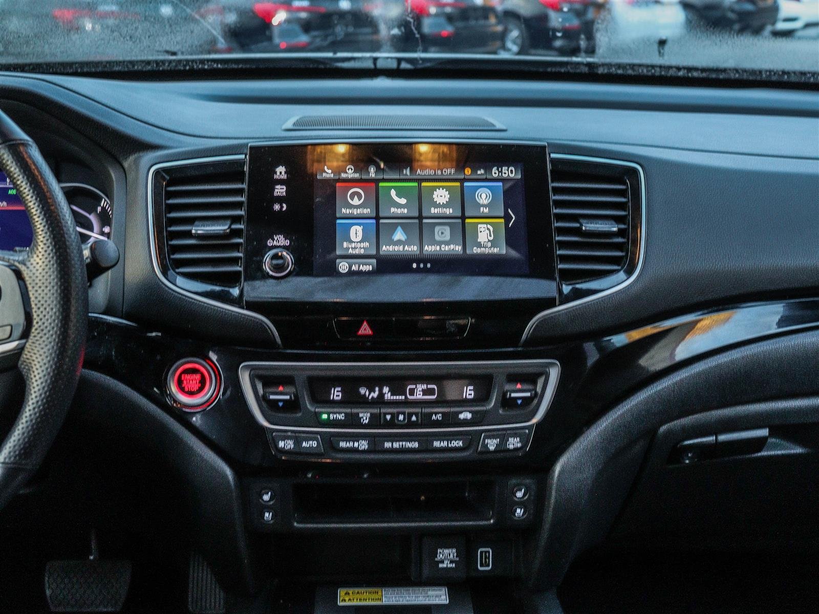 2023 Honda Passport Touring Ottawa & Gatineau - photo #11