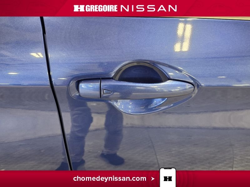 Nissan Qashqai CR7320 | SL AWD Cuir Toit Bancs Chauffants À Partir 2.99% 2018 Bleu Laval - photo #12