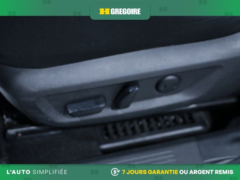 2023 Nissan Rogue Grey Laval - photo #16