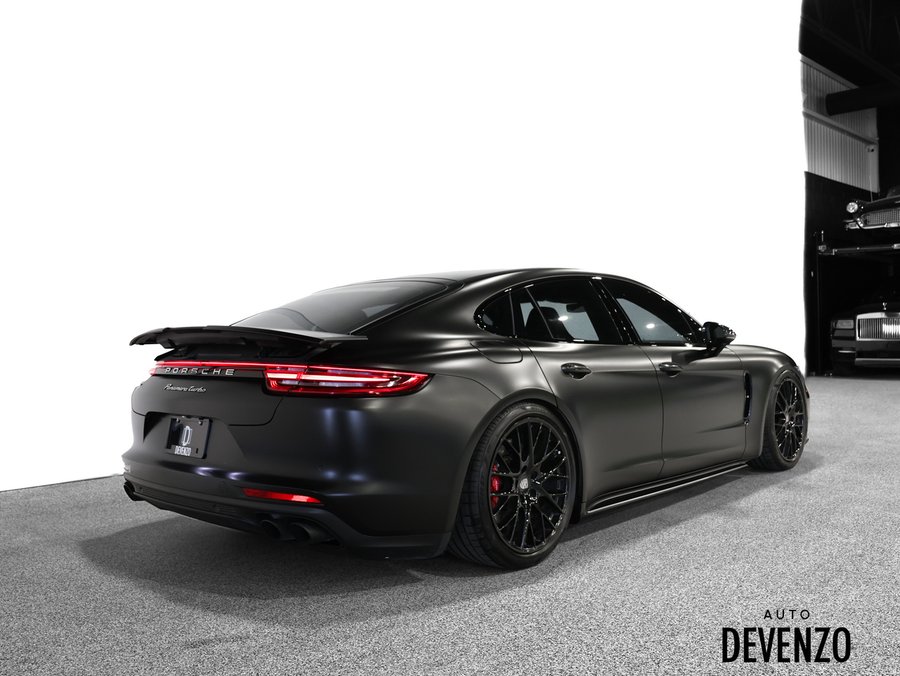 2019 Porsche Panamera 2019 Grey