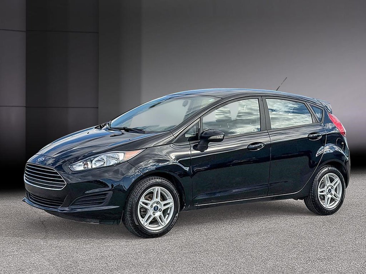 2018 Ford Fiesta 3FADP4EJ3JM123012 Black Mirabel - photo #0