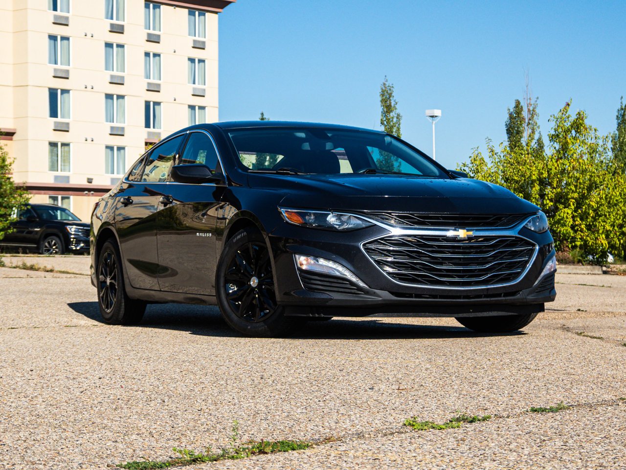 2022 Chevrolet Malibu 4dr Sdn LT Grey Sherwood Park - photo #1