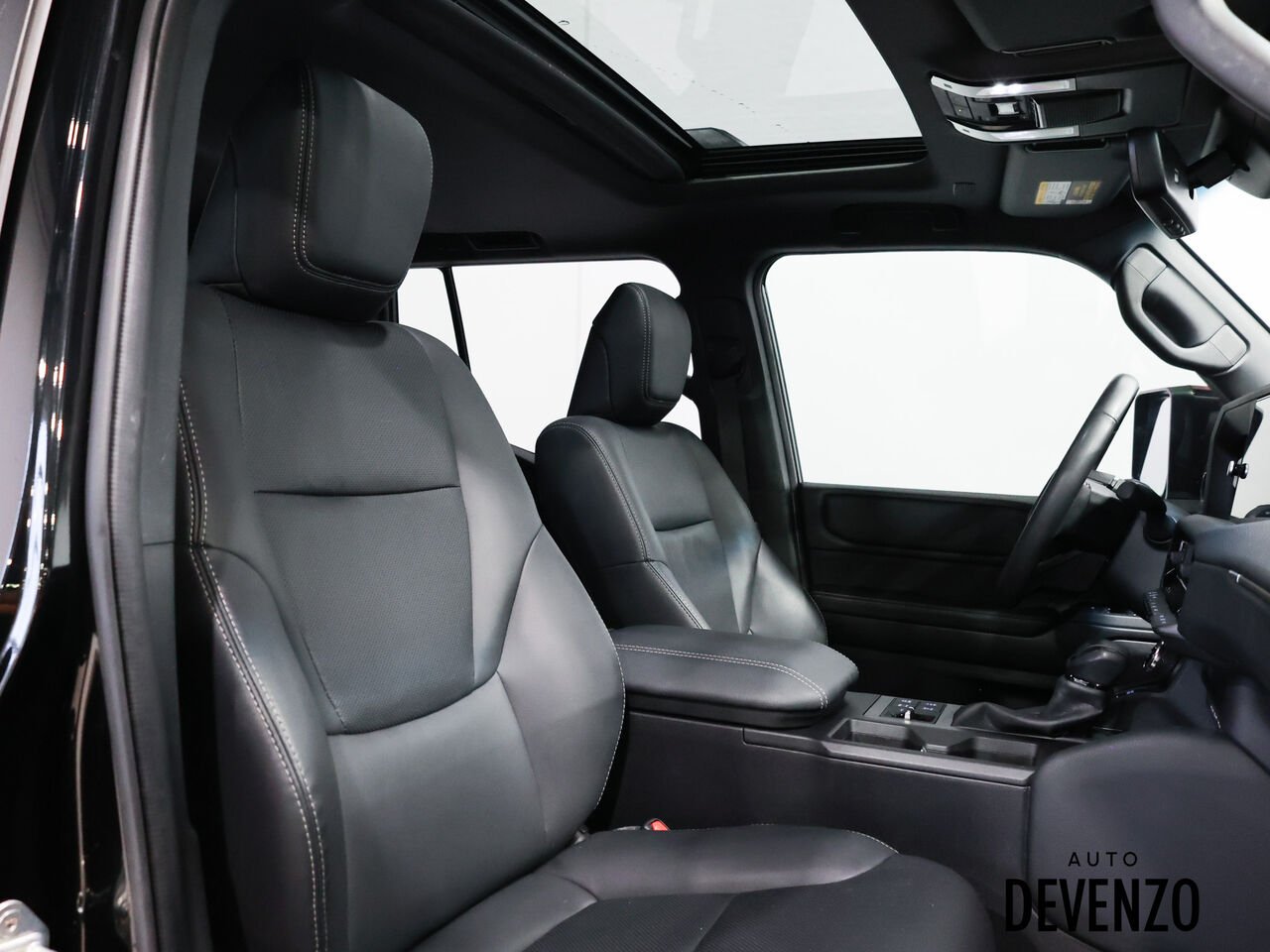 2024 Toyota Land Cruiser Black Saint-Eustache - photo #7
