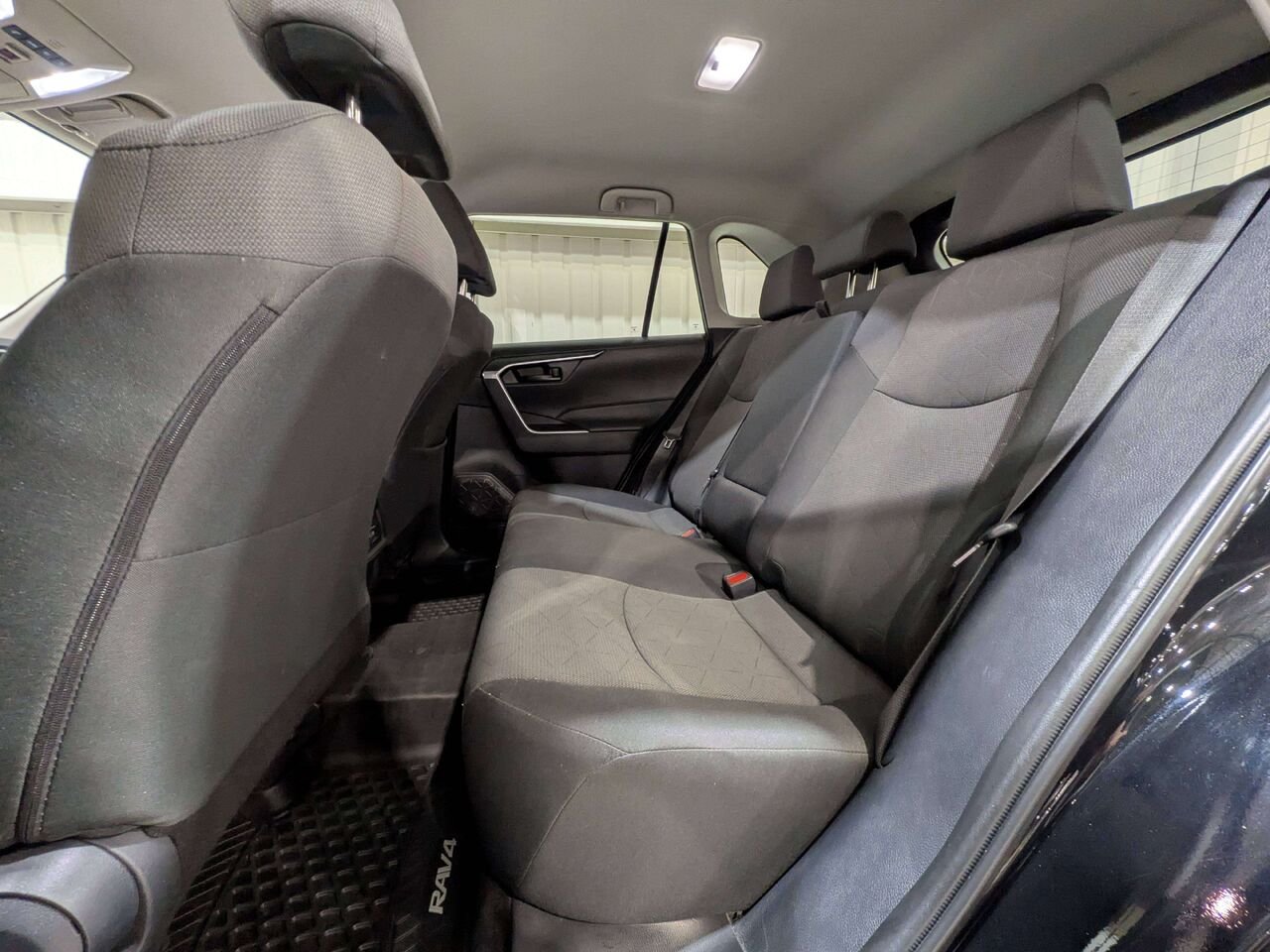 2024 Toyota RAV4 LE AWD Black Val-David - photo #10