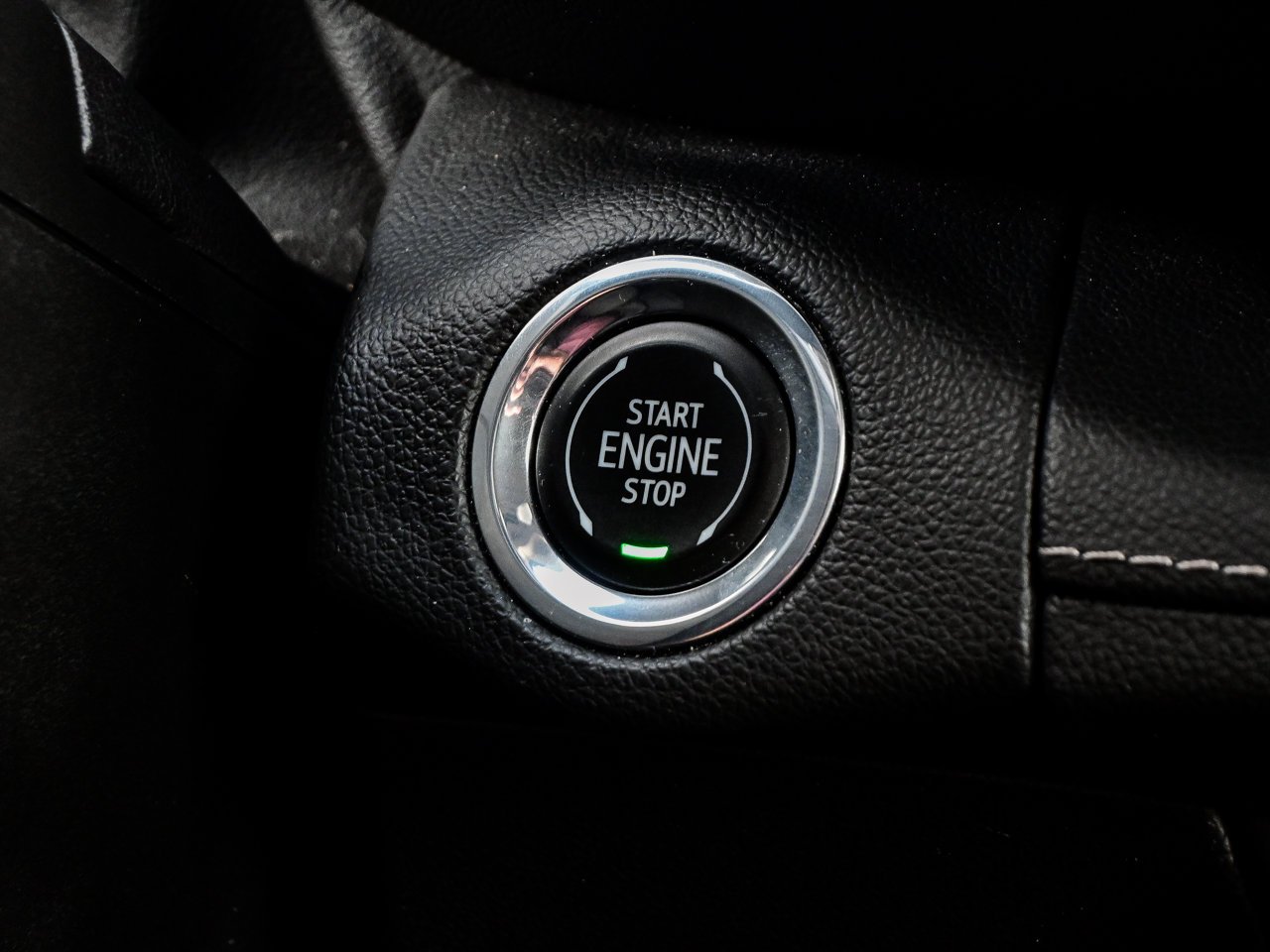 2023 Buick Envision AWD 4dr Avenir Red Sherwood Park - photo #26