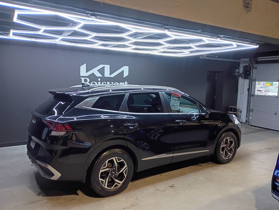 2023 Kia Sportage LX TA Black
