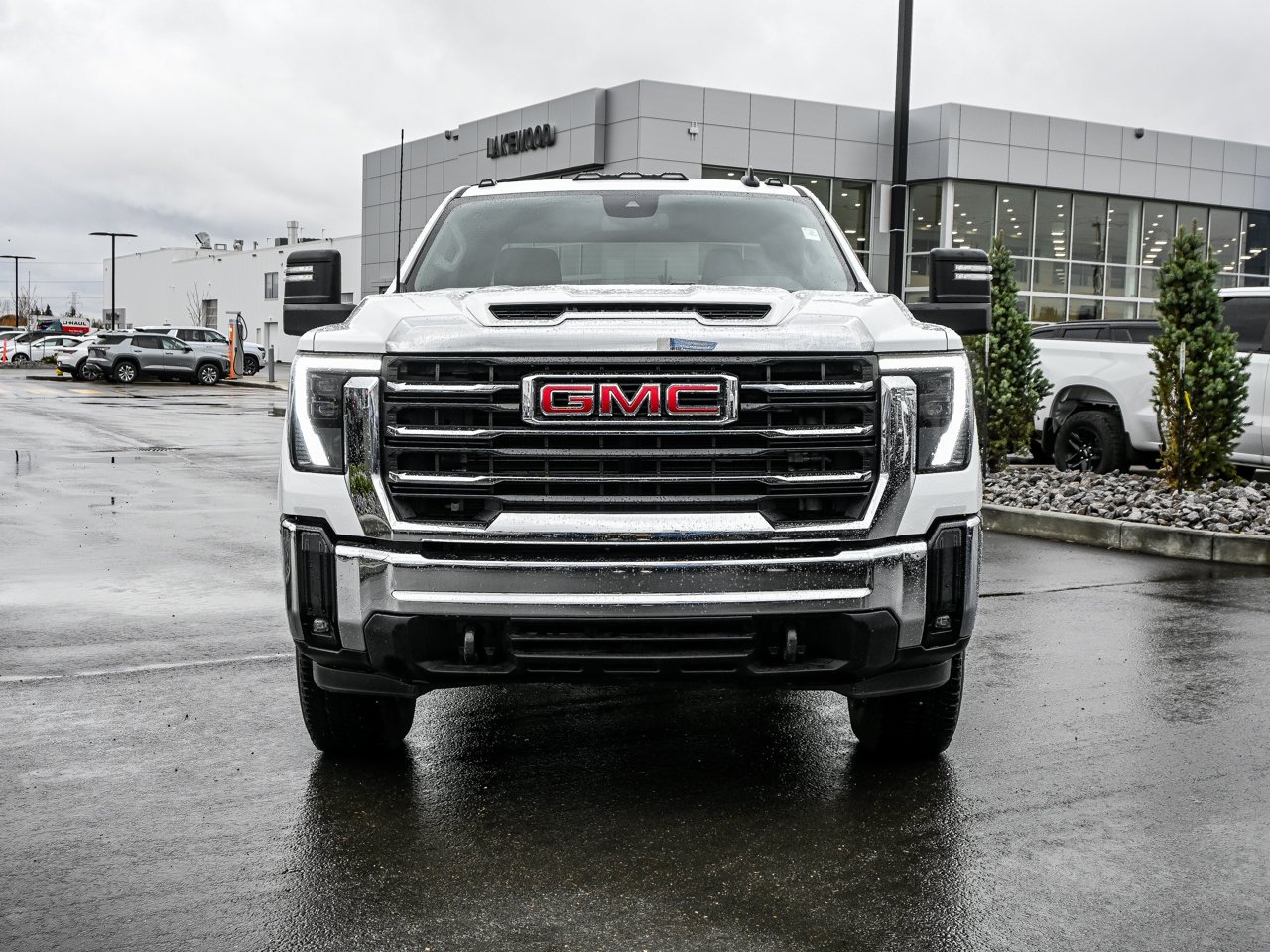 2024 GMC Sierra 3500HD 4WD Crew Cab 159 SLE White Sherwood Park - photo #2