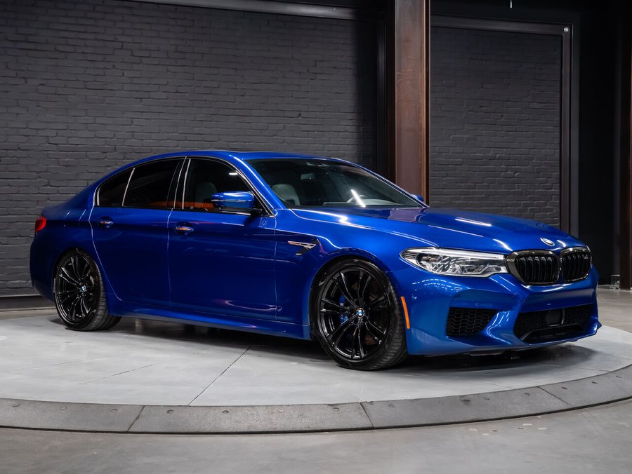 2018 BMW M5 | Heated & Cooled Seats | Heated Steering Wheel | Heads Up Display Blue