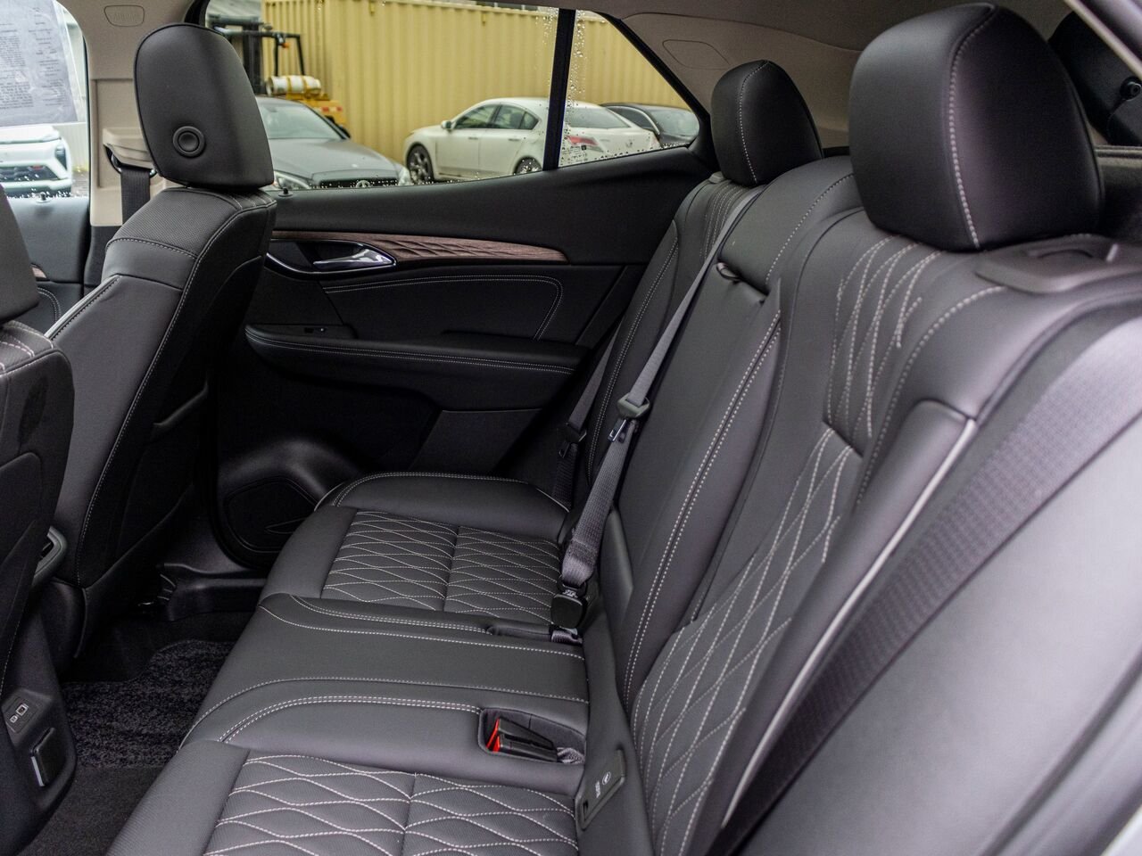 Buick Envision Avenir 4 portes TI 2023 Gris Châteauguay - photo #32