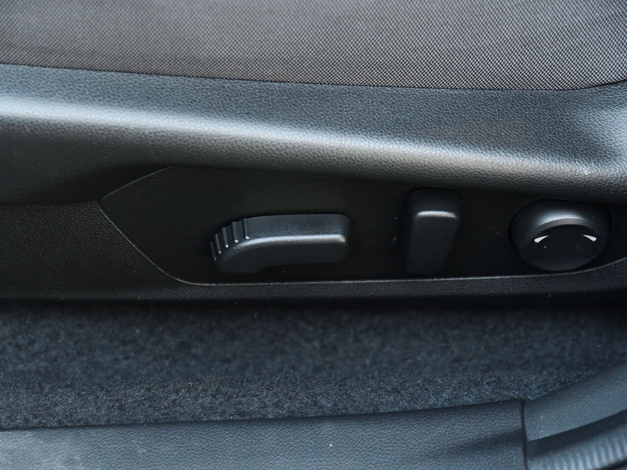 2025 Subaru Crosstrek Onyx White Saint-Hyacinthe - photo #13