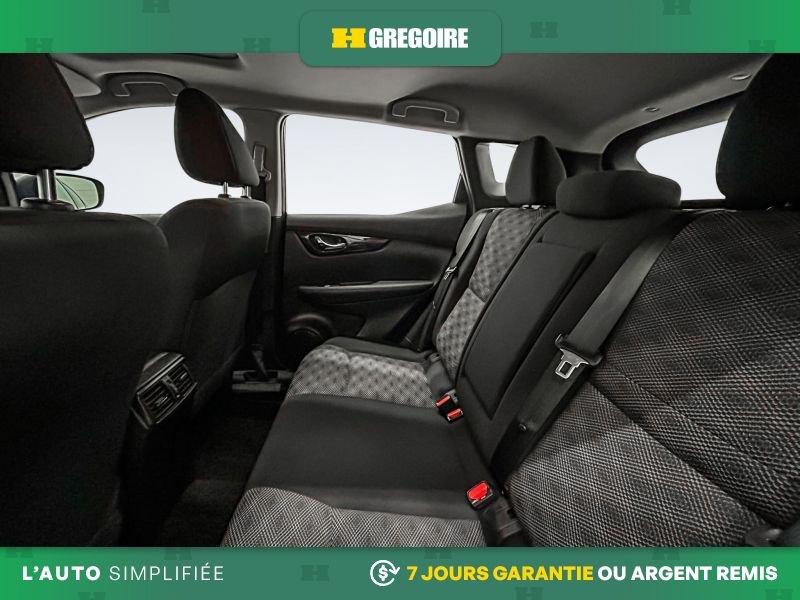 Nissan Qashqai 824296 | SV TOIT OUVRANT AWD carplay A PARTIR DE 2.99% 2023 Rouge Laval - photo #18