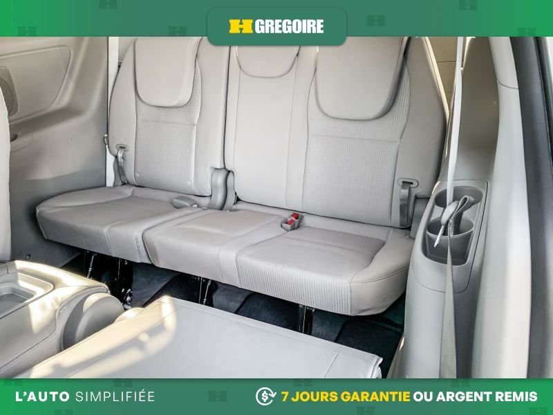 2019 Kia Sedona White Blainville - photo #21