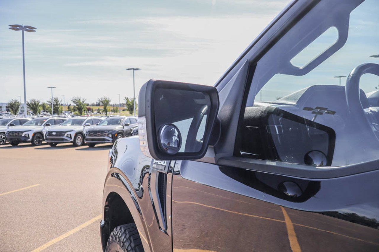 2021 Ford F-150 XLT 4WD SuperCab 6.5' Box Black Sherwood Park - photo #13