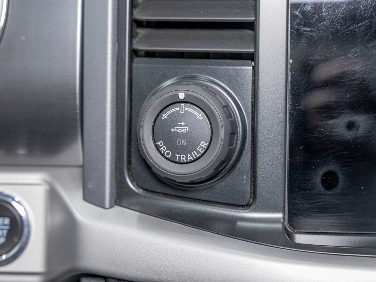Ford F-150 Lightning XLT CREW 4X4 *NAV* GR REMORQ MAX CAM 360 CARPLAY 2023 Noir Saint-Jérôme - photo #23