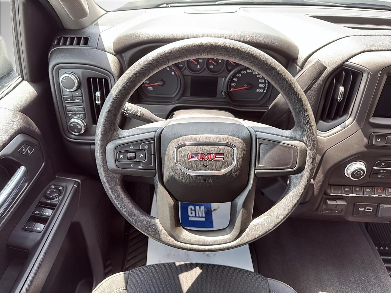 GMC Sierra 1500 Pro cabine multiplace 4RM 157 po 2026 Blanc Saint-Hyacinthe - photo #10