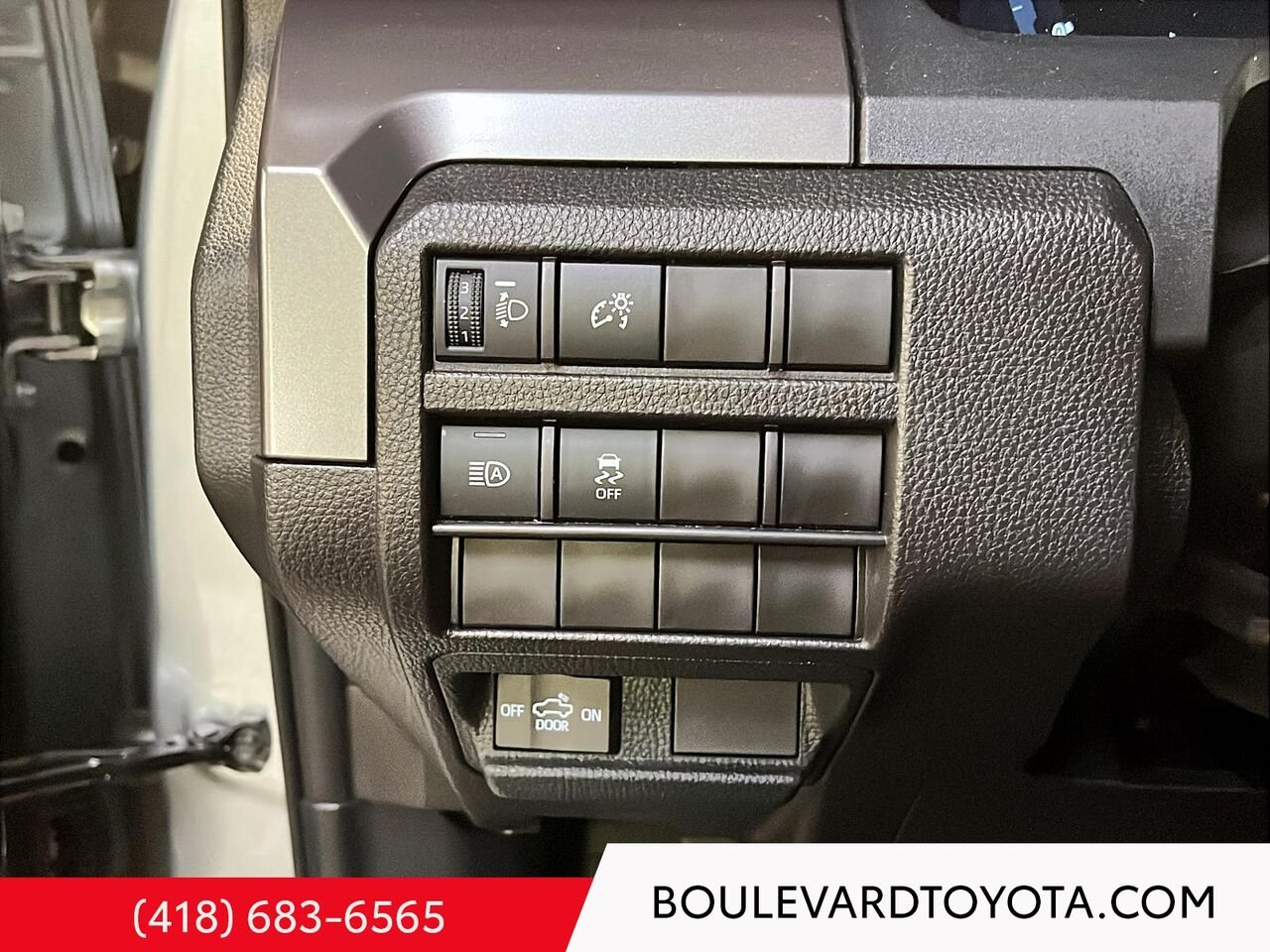 Toyota Tacoma 99411A-31 | TRD HORS ROUTE, DOUBLE CAB, 4X4 2026 Argent Québec - photo #11