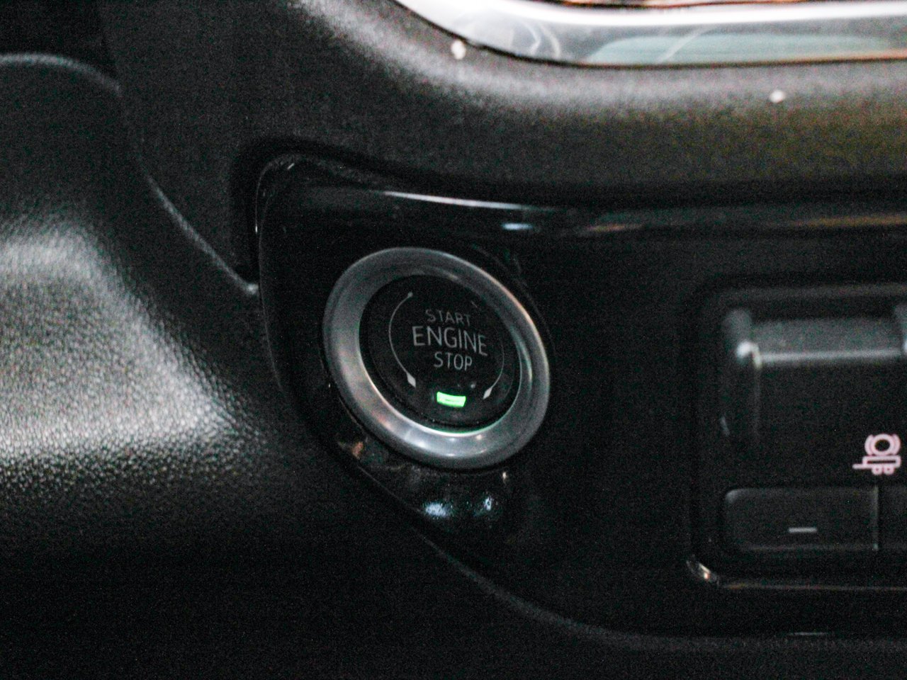 2024 GMC Sierra 1500 4WD Crew Cab 147 Elevation Grey Sherwood Park - photo #22