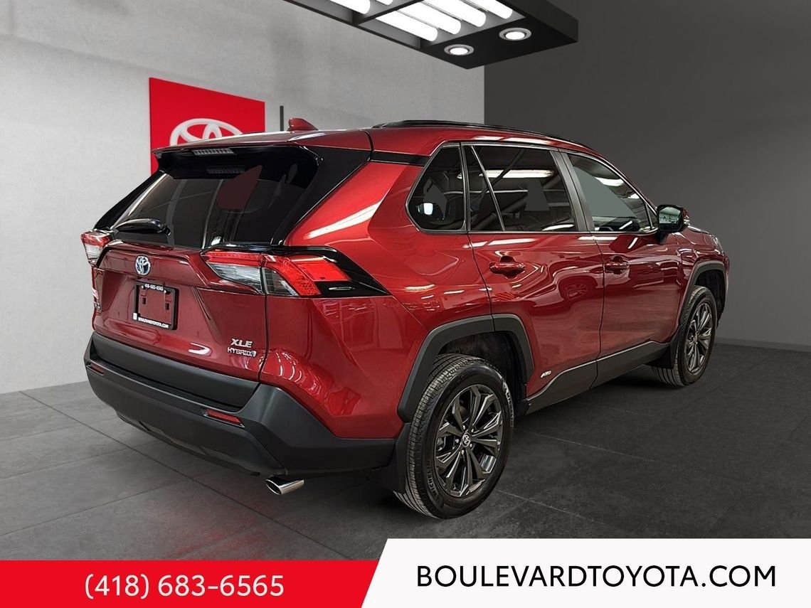 Toyota RAV4 99166A-80 | XLE Hybride 2024 Rouge Québec - photo #3