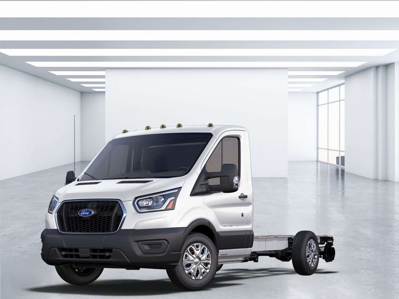 2025 Ford Transit Cutaway Oxford White Saint-Jérôme - photo #0